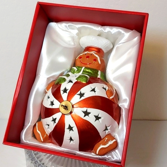 Christmas QVC Home Reflections Ceramic Gingerbread Luminary Flameless LED Orna… - Picture 10 of 10